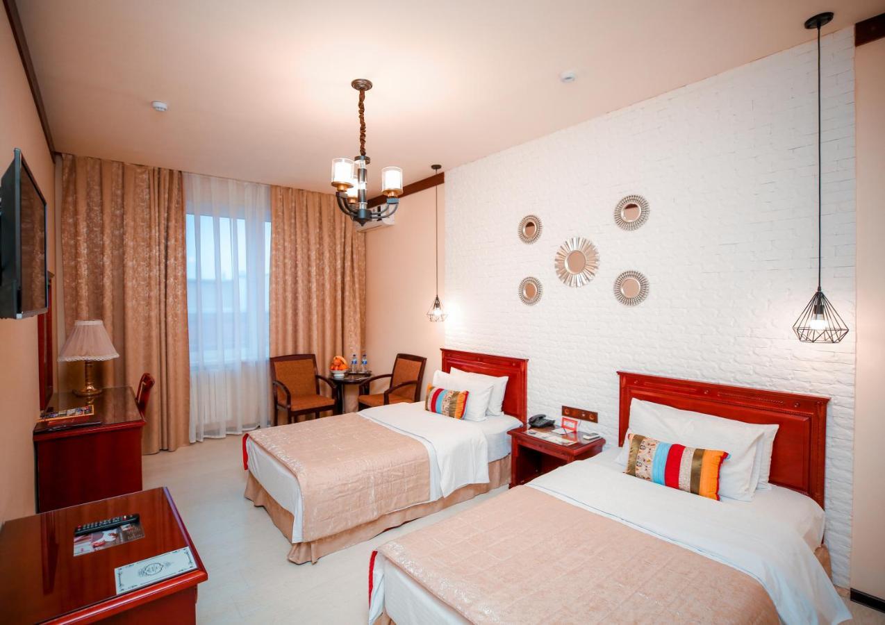 Asia Tashkent Hotel Екстериор снимка