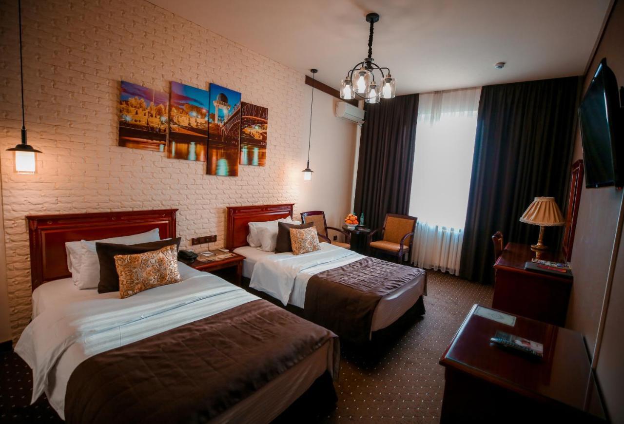 Asia Tashkent Hotel Екстериор снимка