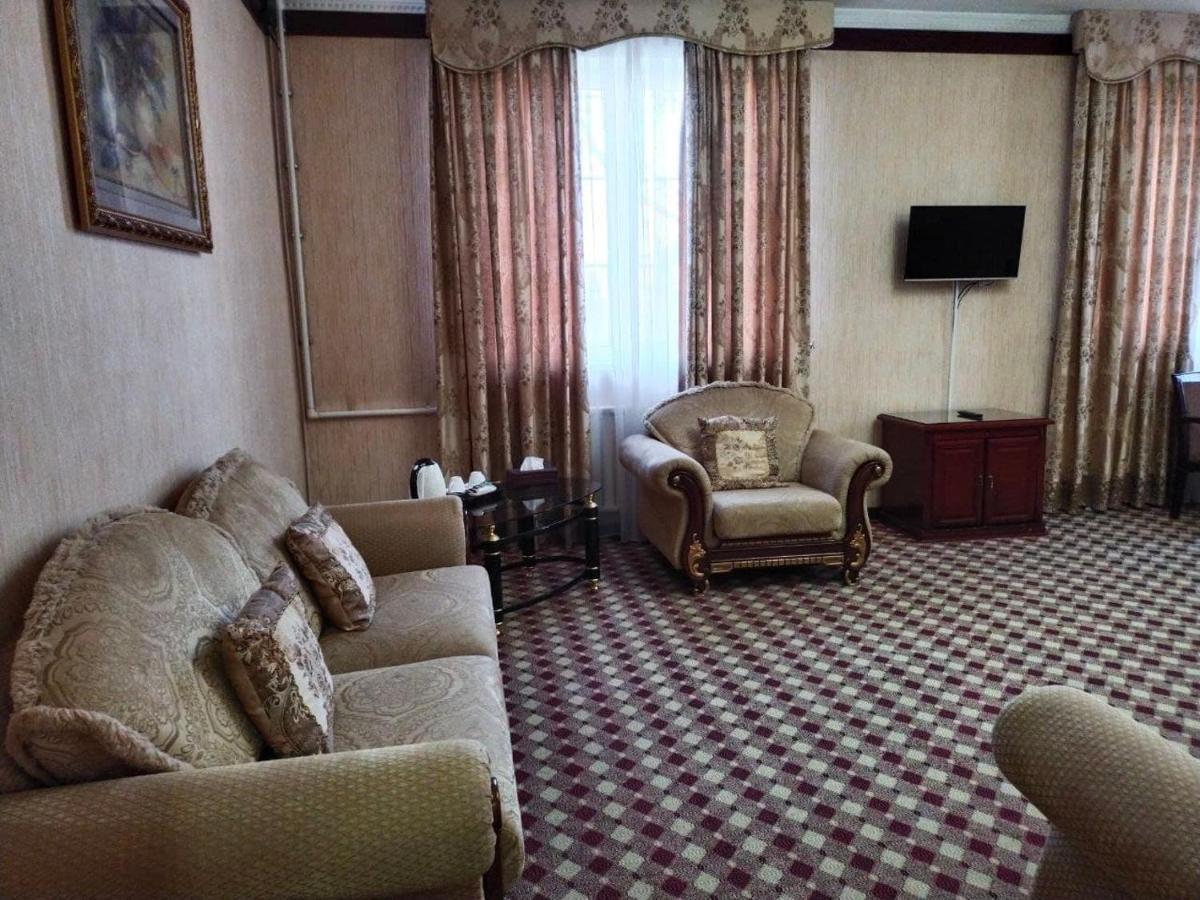 Asia Tashkent Hotel Екстериор снимка