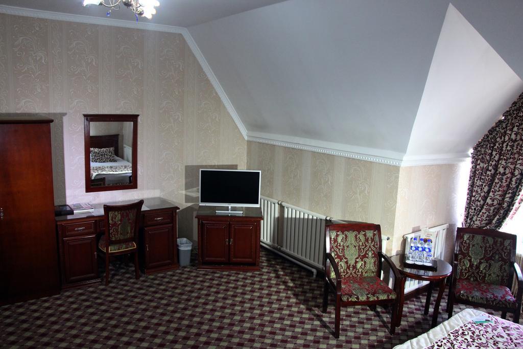 Asia Tashkent Hotel Екстериор снимка