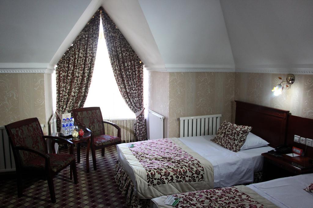 Asia Tashkent Hotel Екстериор снимка